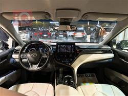 تۆیۆتا کامری